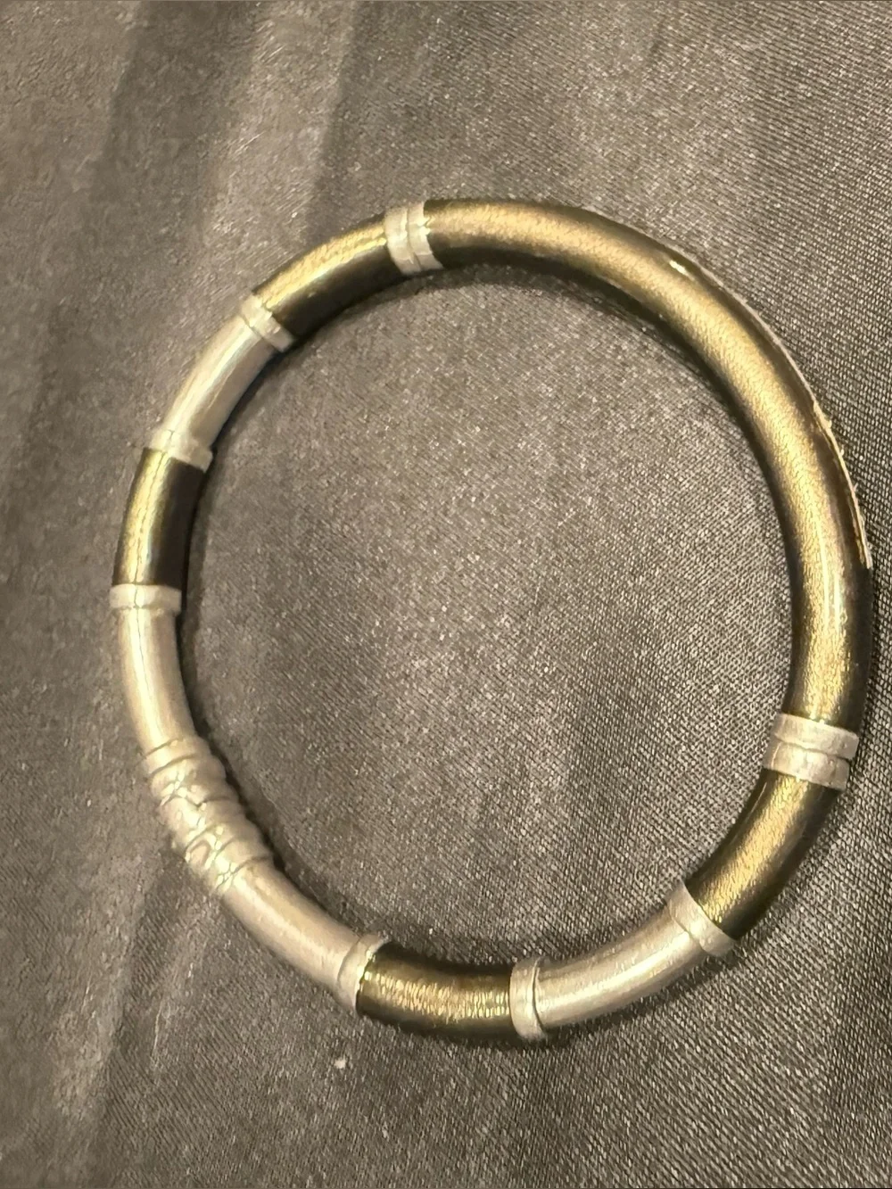 Vintage Style Dark Gray Resin Silver Crystal Inlay Open Bangle Bracelet